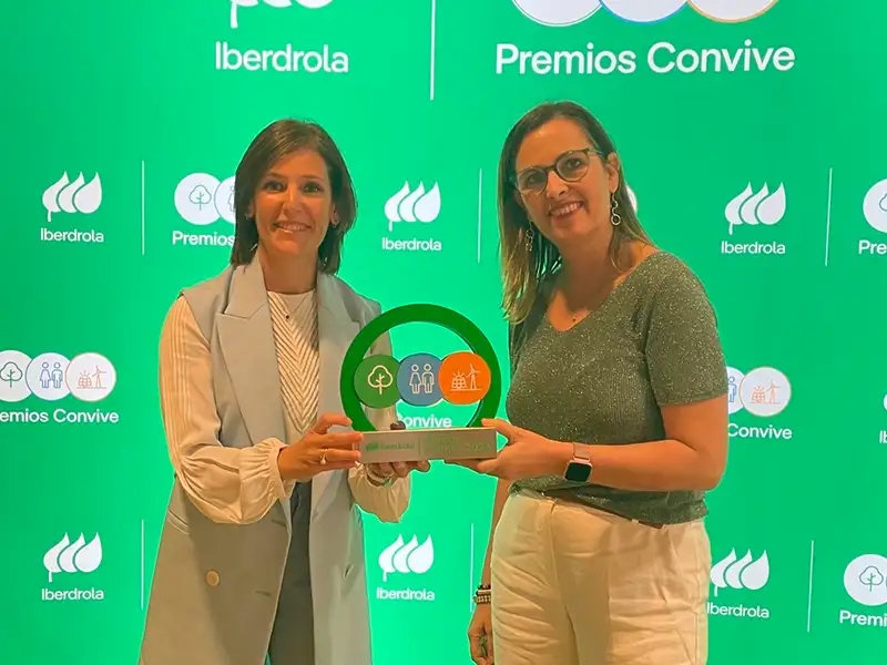 Las Mesas de Diálogo del Cambio Climático y la Energía reciben el premio CONVIVE de Iberdrola
